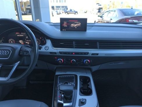 Used 2018 Audi Q7 2.0T Premium Plus w/ Premium Plus Package AWD/4WD image 25