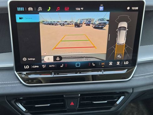 New 2026 Volkswagen Tiguan SE FWD image 16