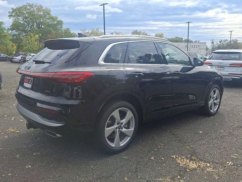 New 2025 Audi Q5 Premium Plus image 12