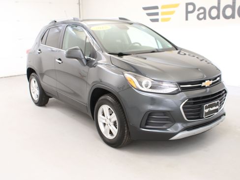 Used 2018 Chevrolet Trax LT w/ LT Convenience Package AWD/4WD image 1