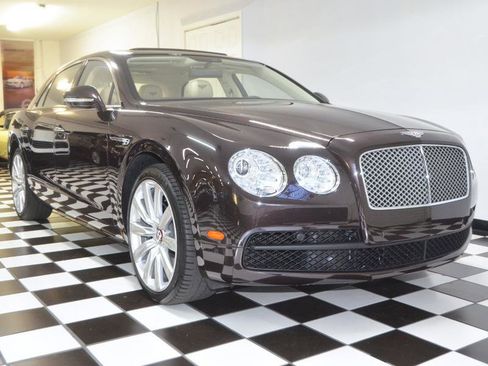 Used 2015 Bentley Flying Spur V8 image 3