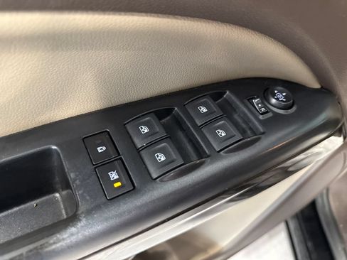 Used 2018 GMC Canyon SLT w/ Driver Alert Package AWD/4WD image 30