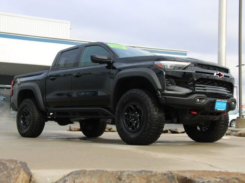 Certified 2024 Chevrolet Colorado ZR2 w/ ZR2 Bison Edition image 5