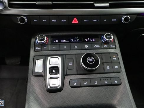 Used 2024 Hyundai Palisade Limited image 19