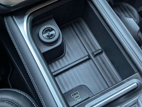 New 2026 Ford Expedition Platinum w/ Stealth Appearance Package image 17