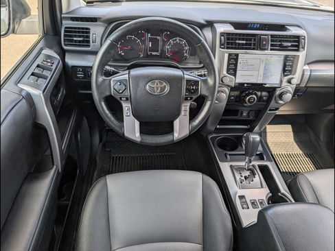 Used 2024 Toyota 4Runner SR5 Premium w/ Moonroof Package AWD/4WD image 8