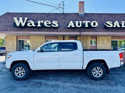 Used 2016 Toyota Tacoma SR5 w/ SR5 Appearance Package (SN)