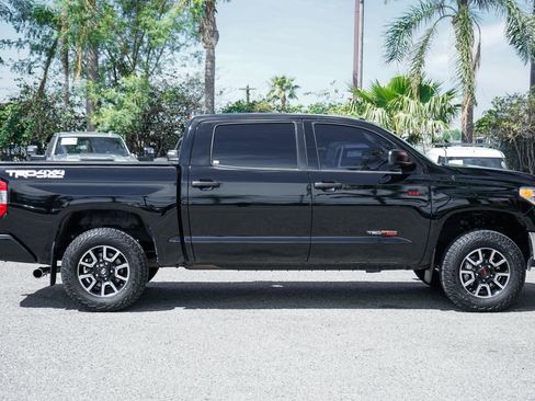 Used 2017 Toyota Tundra SR5 w/ TRD Off Road Package AWD/4WD image 12