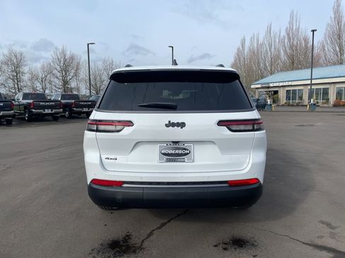 New 2026 Jeep Grand Cherokee L 4WD image 5