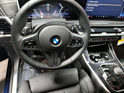 New 2026 BMW X5 xDrive40i w/ M Sport Package image 17
