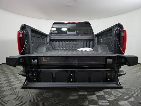 New 2026 GMC Sierra 3500 Denali w/ Denali Reserve Package image 4