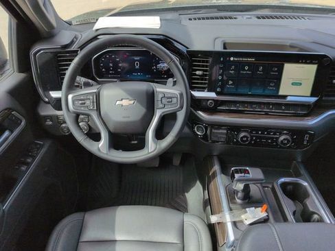 Used 2026 Chevrolet Silverado 1500 LT AWD/4WD image 19