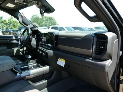 New 2026 Chevrolet Silverado 1500 ZR2 w/ Dark Appearance Package AWD/4WD image 14