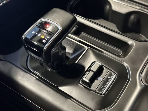 Used 2023 GMC Sierra 1500 AT4X AWD/4WD image 23