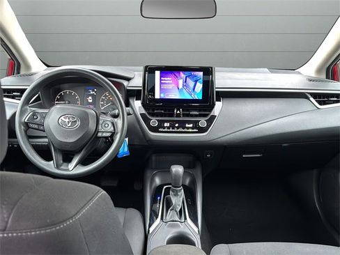 Used 2023 Toyota Corolla LE image 19