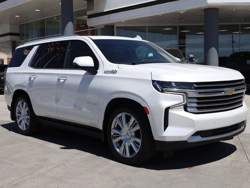 Used 2023 Chevrolet Tahoe High Country AWD/4WD image 8
