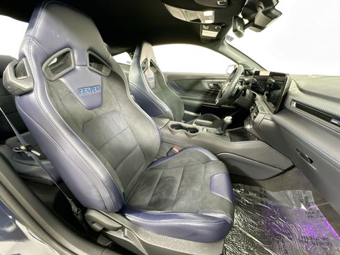 Used 2025 Ford Mustang Dark Horse RWD image 27