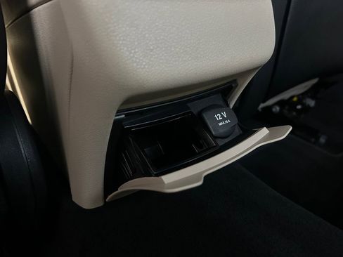 Used 2018 Mercedes-Benz C 300 Sedan image 35