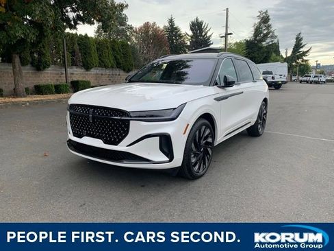 New 2026 Lincoln Nautilus Black Label w/ Jet Appearance Package image 1