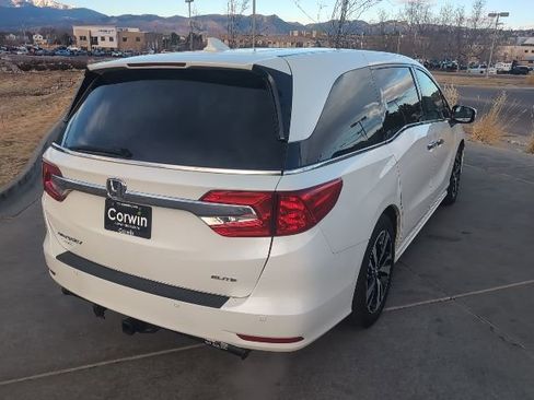 Used 2018 Honda Odyssey Elite image 8