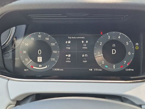 Certified 2026 Land Rover Range Rover Evoque Dynamic SE AWD/4WD image 34