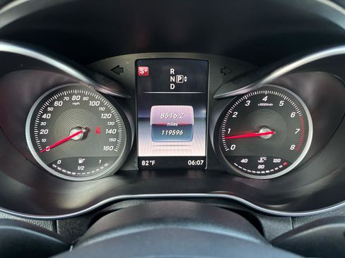 Used 2015 Mercedes-Benz C 300 4MATIC Sedan image 20