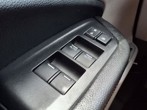 Used 2017 Honda Ridgeline RTL image 10