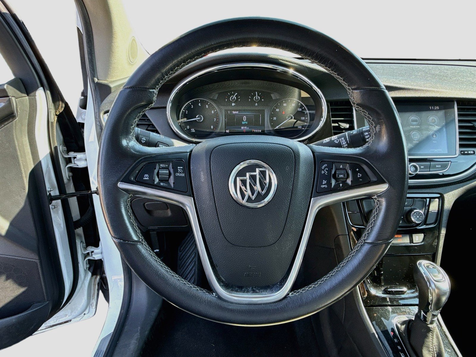 Used 2020 Buick Encore Preferred w/ Safety Package FWD image 12