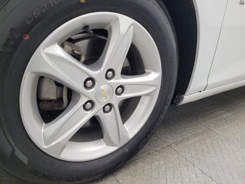 Used 2024 Chevrolet Malibu LT image 31