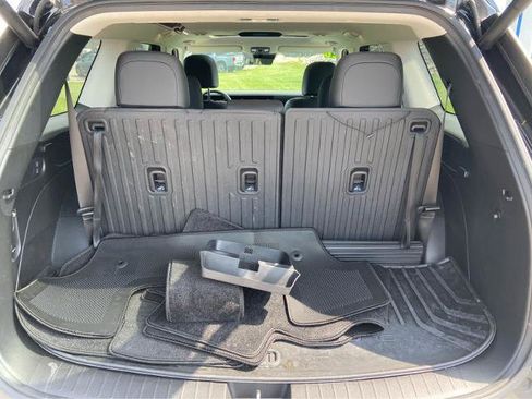 Used 2026 Hyundai Palisade SEL FWD image 6