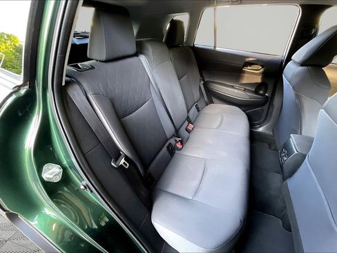 Used 2023 Toyota Corolla Cross LE AWD/4WD image 25
