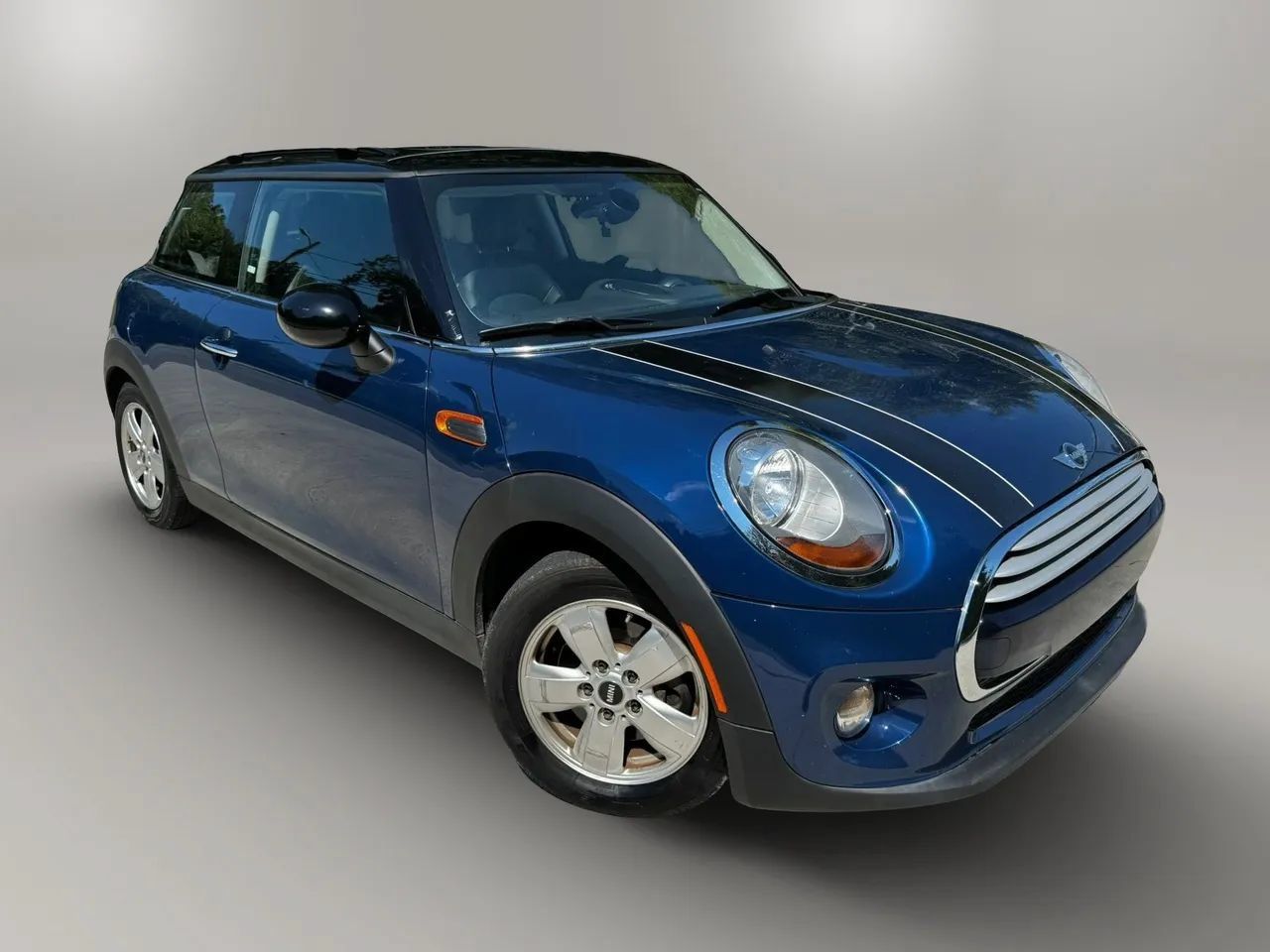 Used 2015 MINI Cooper 2-Door Hardtop FWD image 12