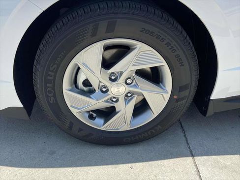 New 2025 Hyundai Sonata SE FWD image 7