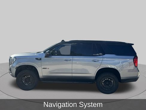 Used 2024 GMC Yukon AT4 AWD/4WD image 2