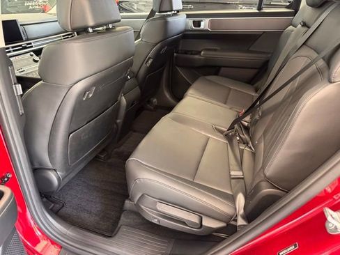 Used 2025 Hyundai Santa Fe XRT AWD/4WD image 11
