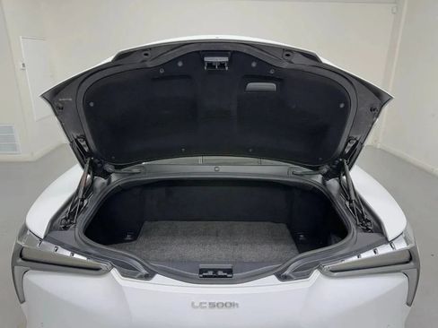 Used 2023 Lexus LC 500h w/ Dynamic Handling Package RWD image 30