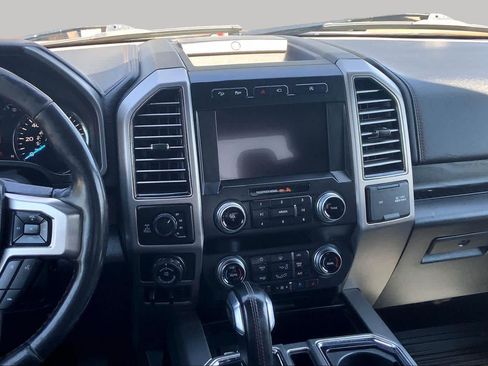 Used 2020 Ford F150 Platinum w/ Equipment Group 701A Luxury AWD/4WD image 7