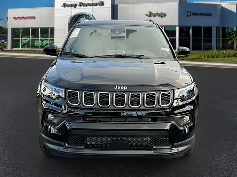 New 2026 Jeep Compass Latitude image 2