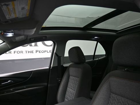 Used 2024 Chevrolet Equinox LT w/ LPO, Floor Liner Package image 17