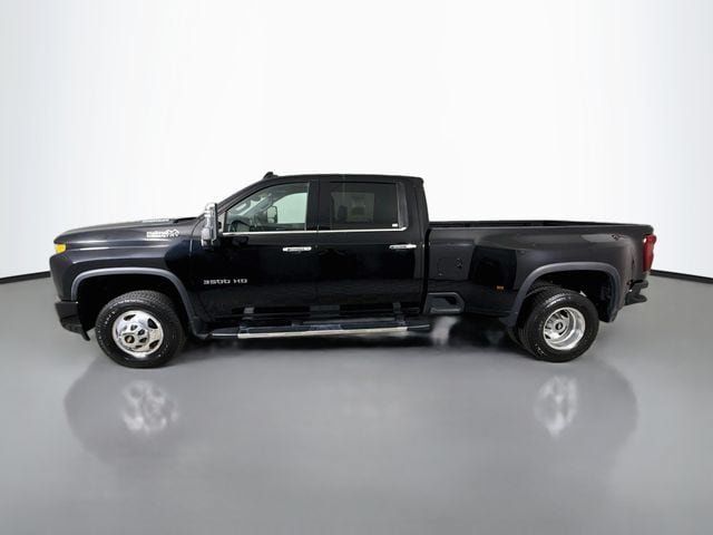 Used 2022 Chevrolet Silverado 3500 High Country AWD/4WD image 4