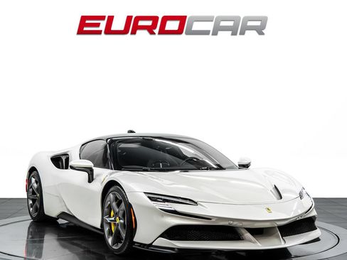 Used 2023 Ferrari SF90 Stradale AWD/4WD image 7