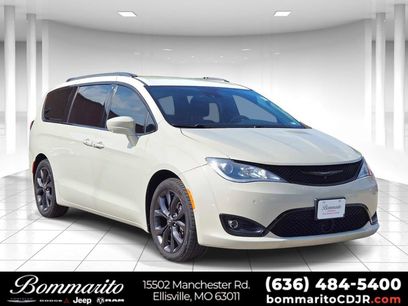 Used 2019 Chrysler Pacifica Touring-L Plus w/ Advanced Safetytec Group
