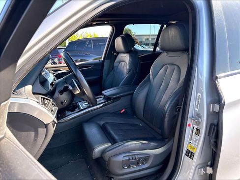 Used 2017 BMW X5 xDrive50i AWD/4WD image 21