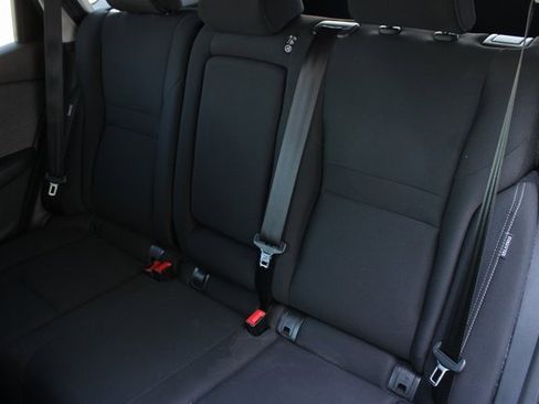 Used 2023 Nissan Rogue S image 29