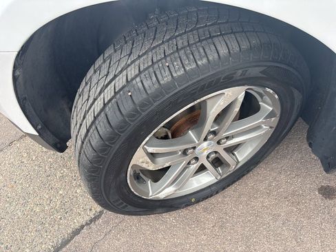 Used 2016 Chevrolet Equinox LTZ w/ Enhanced Convenience Package AWD/4WD image 10