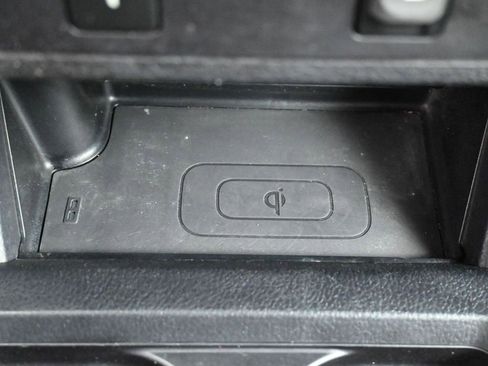 Certified 2017 Toyota Tacoma TRD Sport w/ Tow Package (A/T) image 23