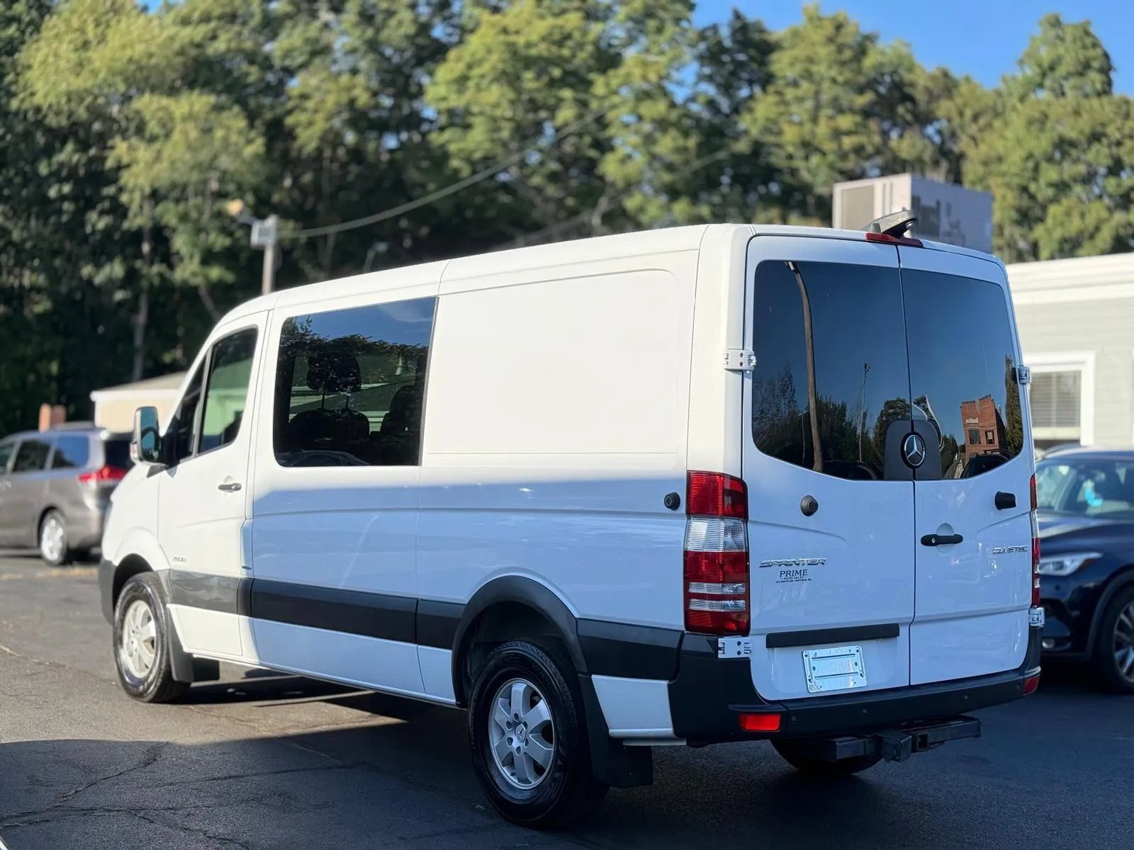 Used 2014 Mercedes-Benz Sprinter 2500 image 6