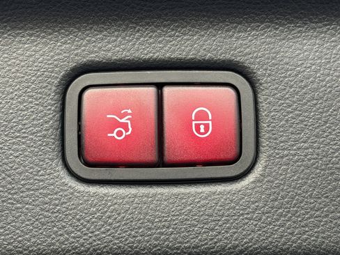 Certified 2025 Mercedes-Benz S 580 4MATIC Sedan image 14