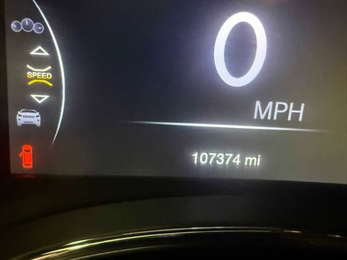 Used 2018 Jeep Grand Cherokee Limited image 38