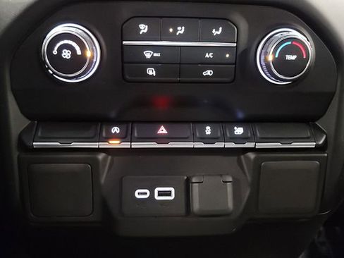 Used 2020 Chevrolet Silverado 1500 LT AWD/4WD image 33